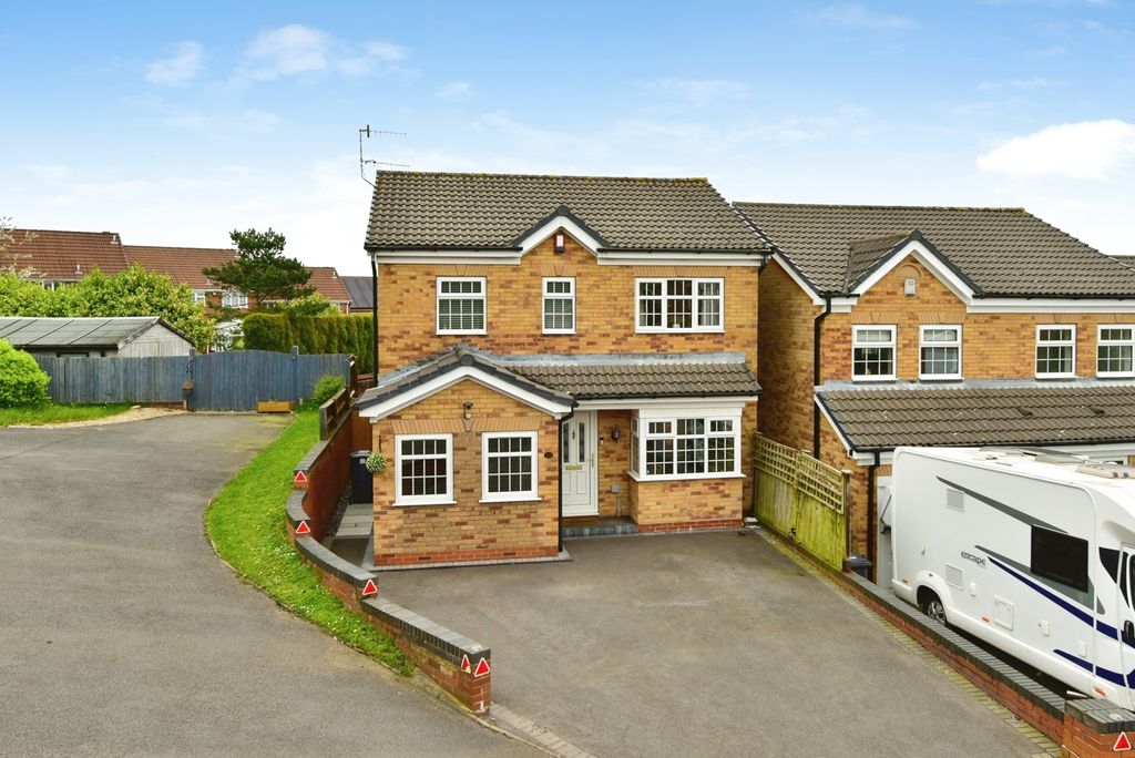 Property photo 1 of 26 Pbox-Img.Jpg