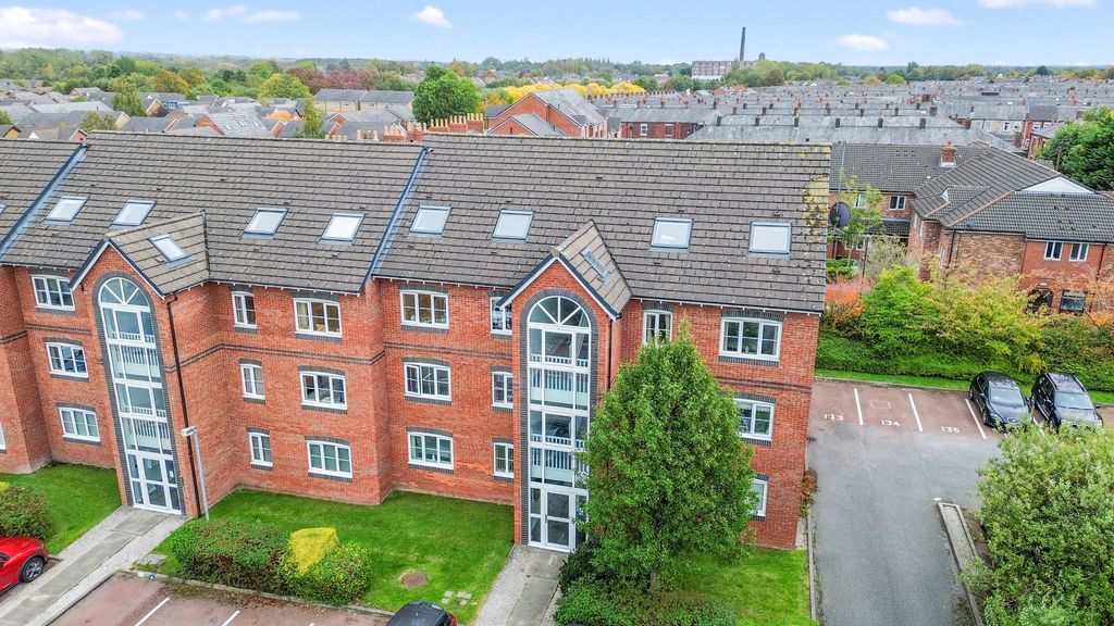 Property photo 1 of 10