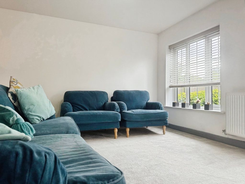 Property photo 3 of 14 Picture No. 16