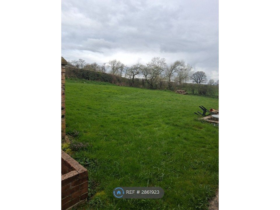 Property photo 3 of 10 Back Garden