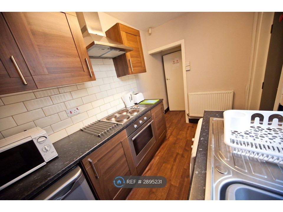 Property photo 3 of 4