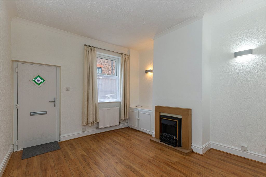 Property photo 2 of 8 Lounge/Diner