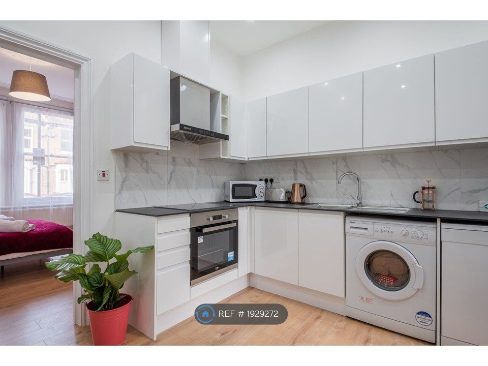 Property photo 1 of 14 Kitchen