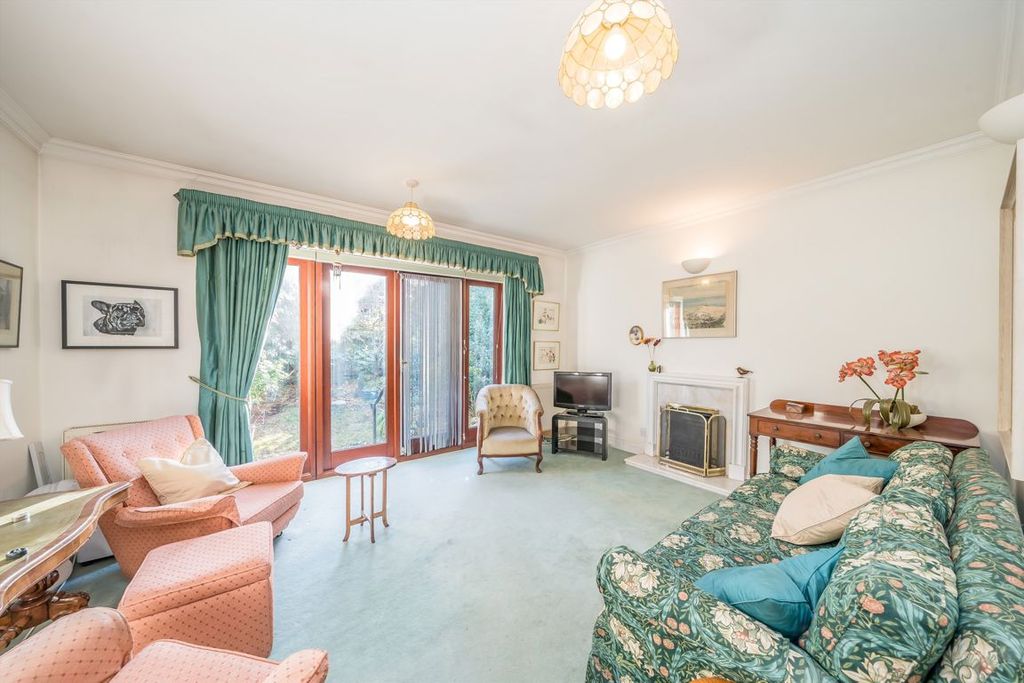 Property photo 2 of 7