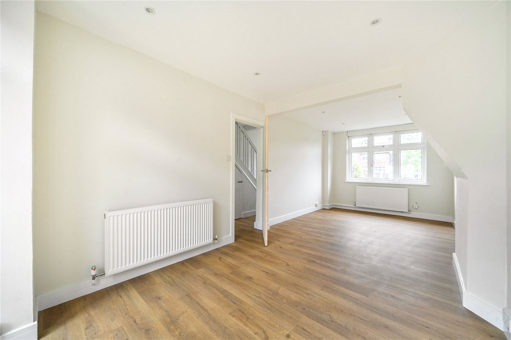 Property photo 2 of 11 Picture No. 11