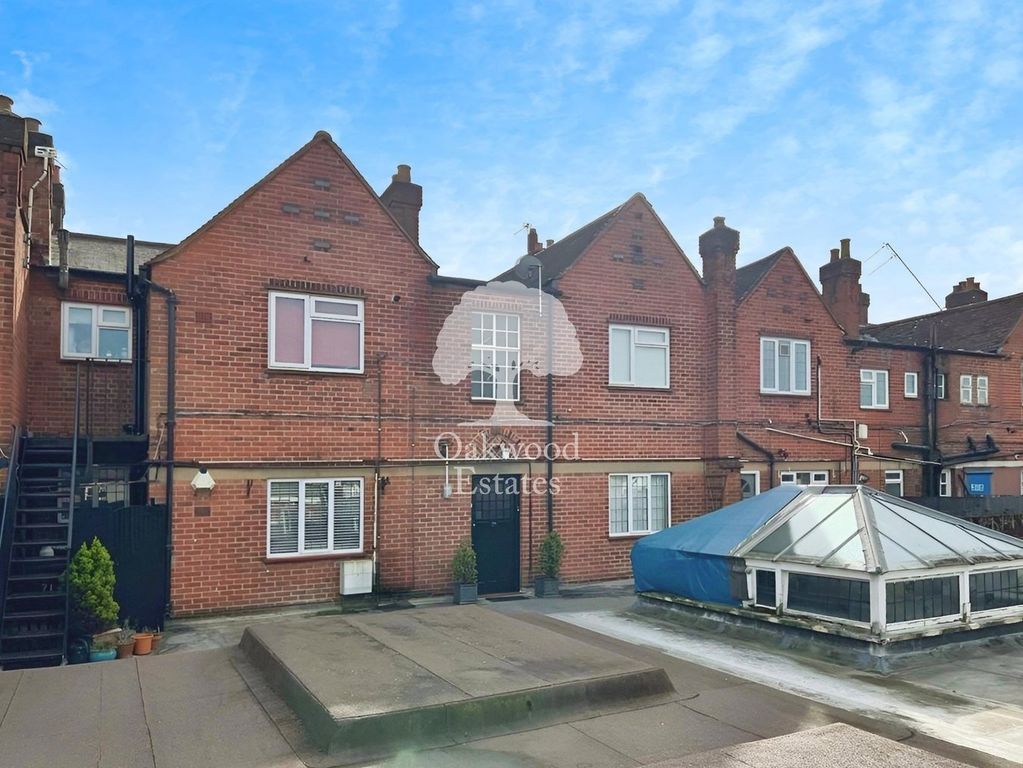Property photo 1 of 4