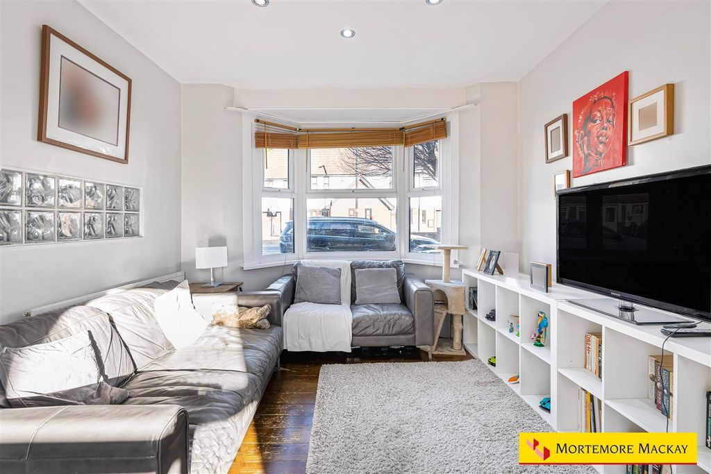 Property photo 2 of 24 12_69897_Watermarked.Jpg