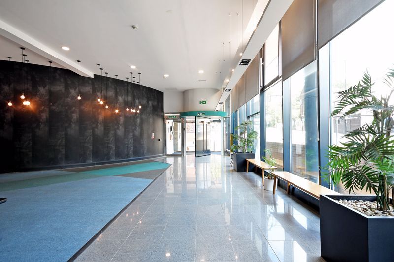 Property photo 2 of 21 Lobby