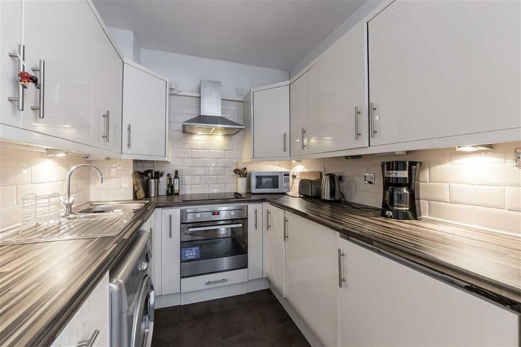 Property photo 2 of 4