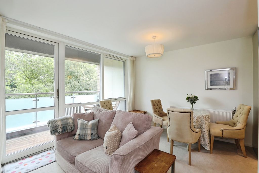 Property photo 1 of 21 Reception Room