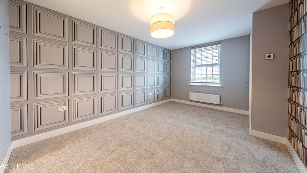 Property photo 3 of 27 Picture No. 17