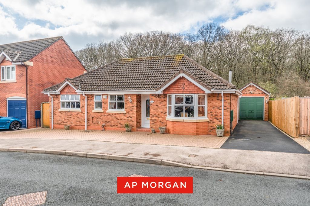 Property photo 1 of 16 Picture No. 02