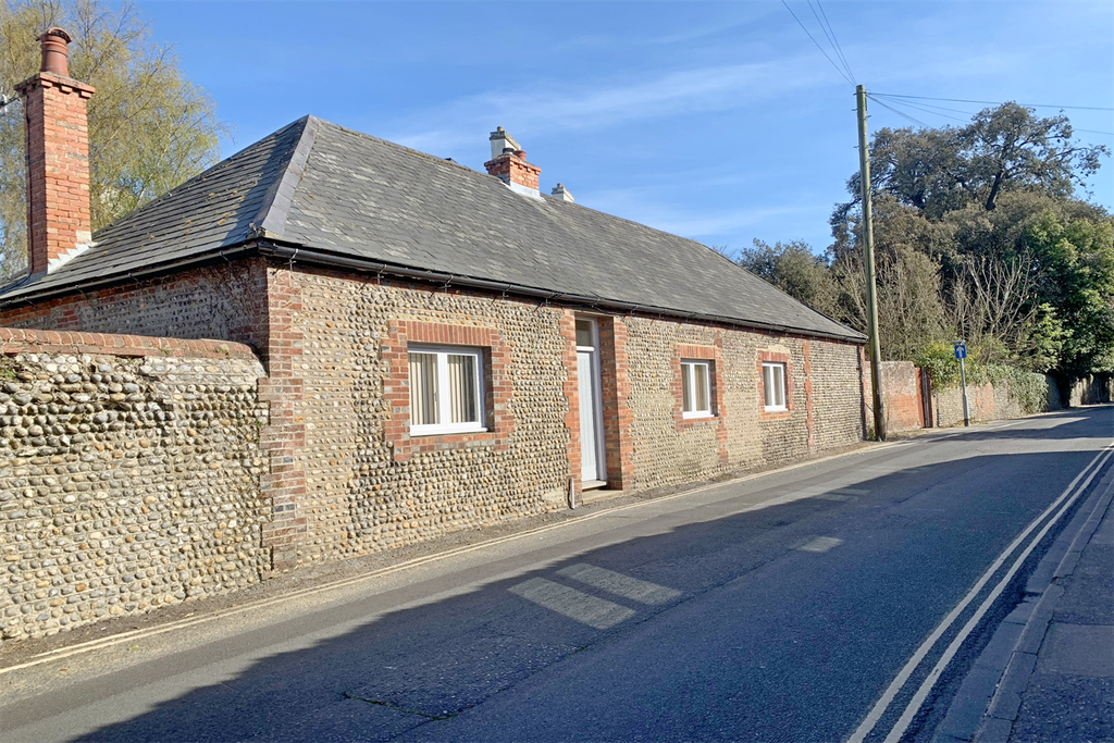 Property photo 1 of 13 (Main)