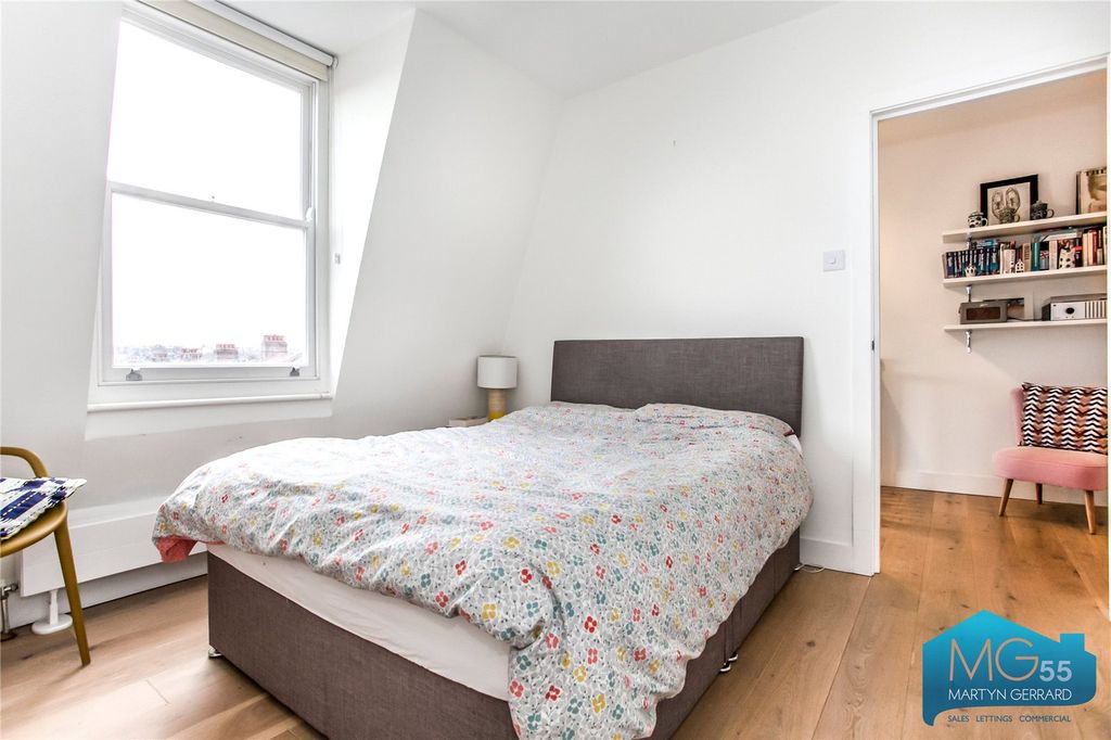 Property photo 3 of 10 Picture No. 05