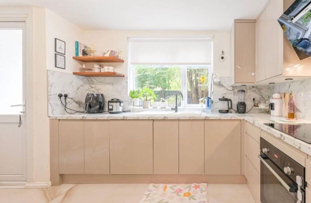 Property photo 1 of 16 6.Jpg