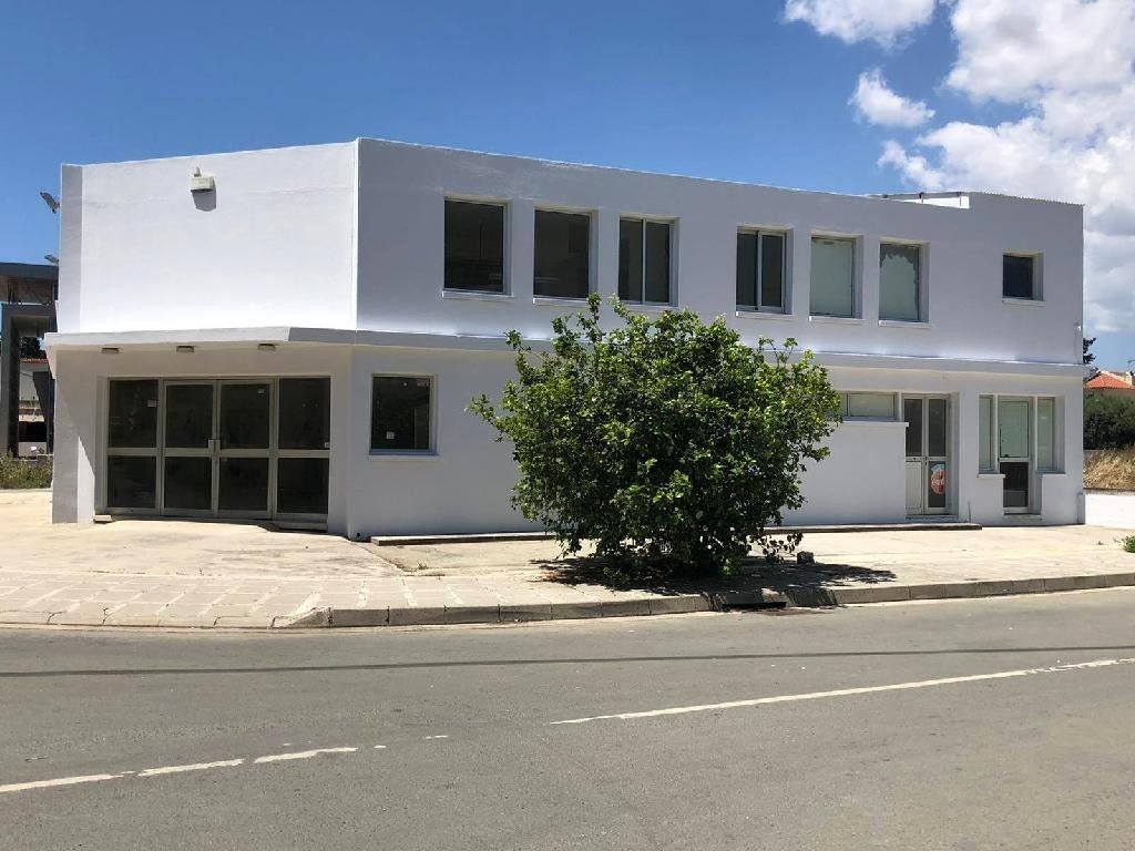 Property photo 3 of 5