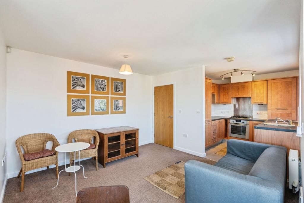 Property photo 2 of 9