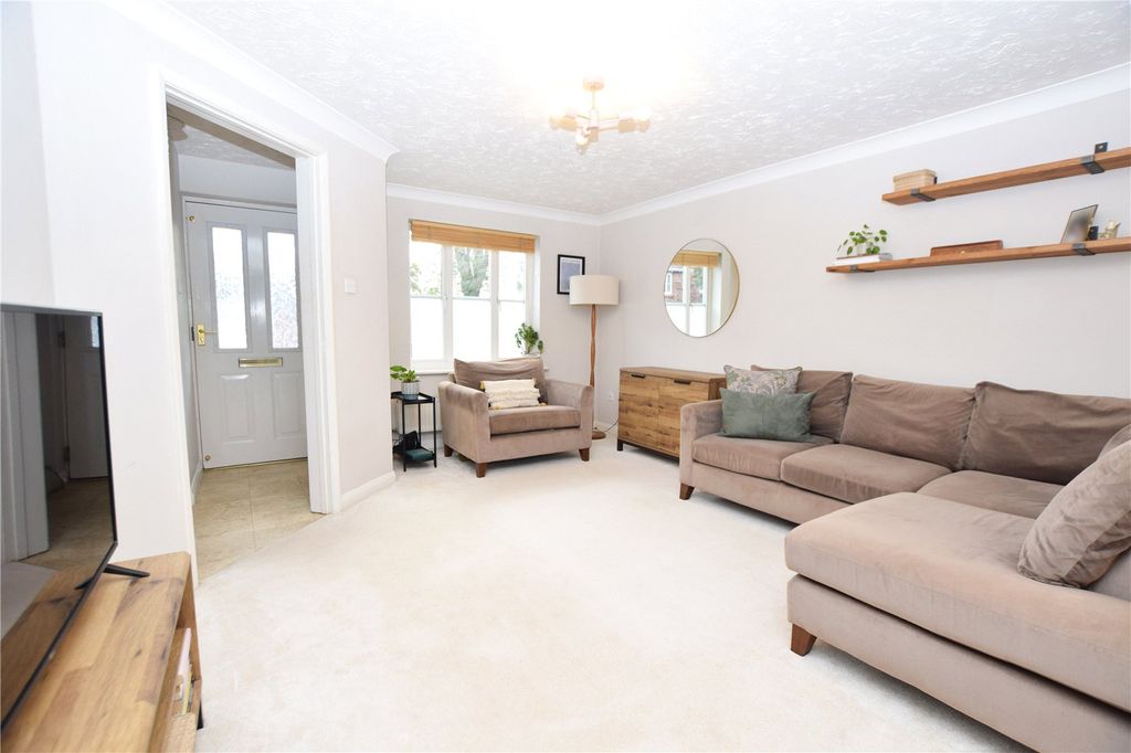 Property photo 3 of 17 Picture No. 21