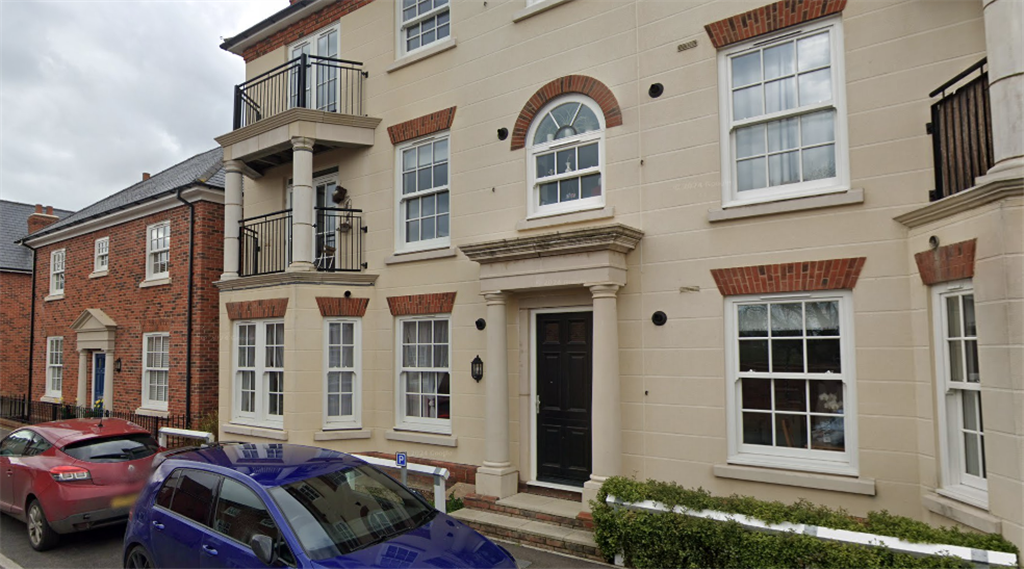 Property photo 1 of 1 Front