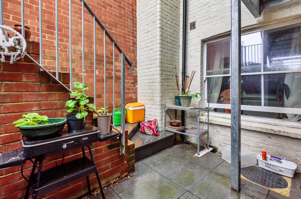 Property photo 3 of 11 922960 (18).Jpg