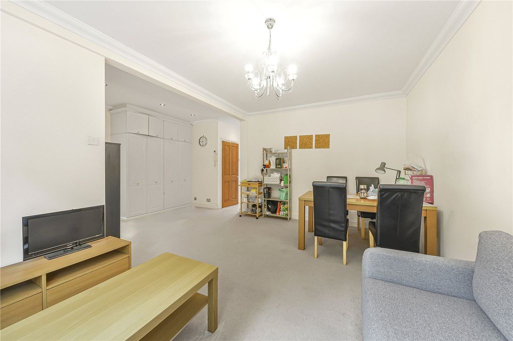 Property photo 3 of 10 Picture No. 10
