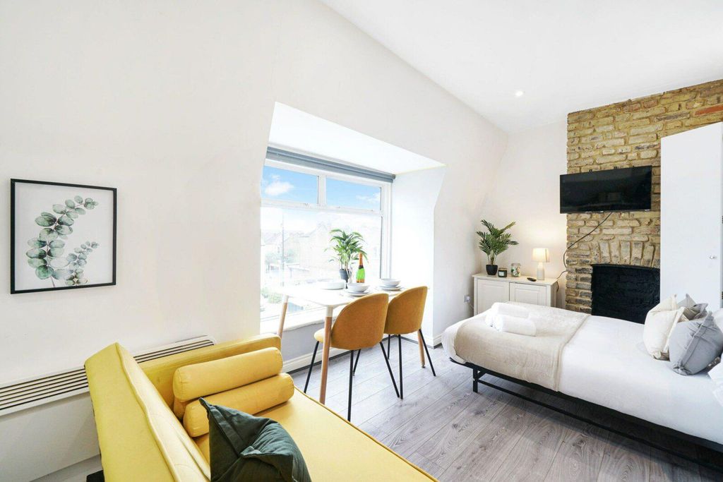 Property photo 1 of 14 Vda5d5Zz6Ecvmhosngtk-Scaled.Jpg