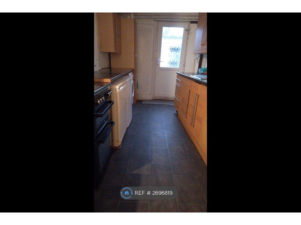 Property photo 2 of 3