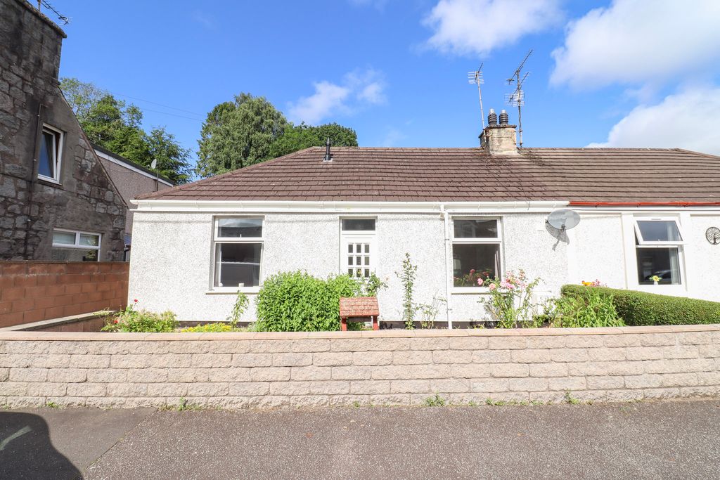 Property photo 1 of 27
