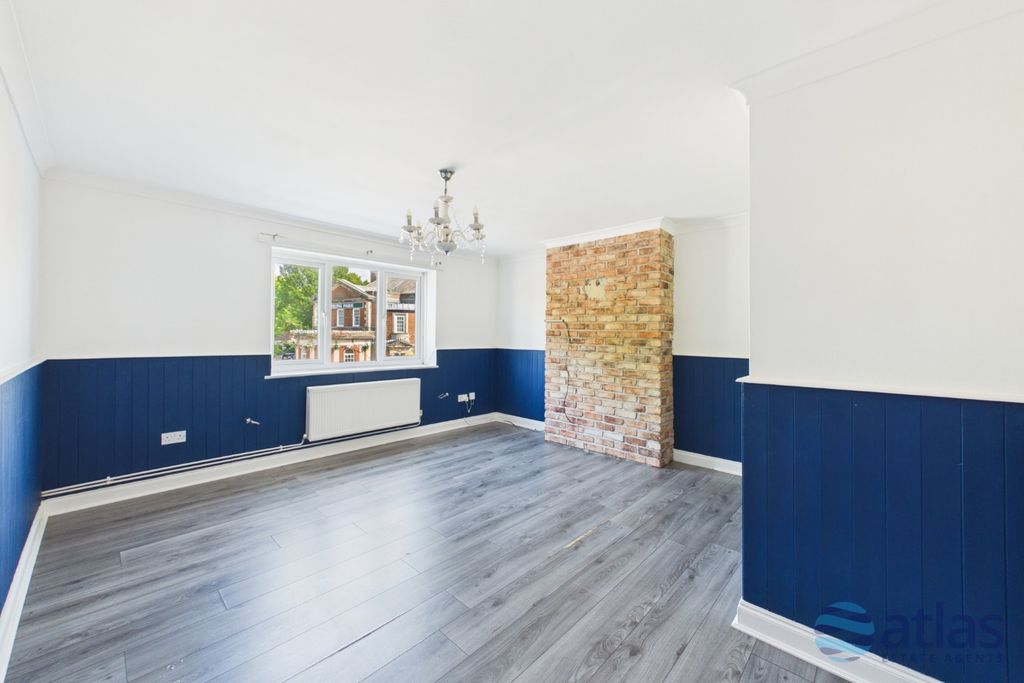Property photo 3 of 18 Reception Room