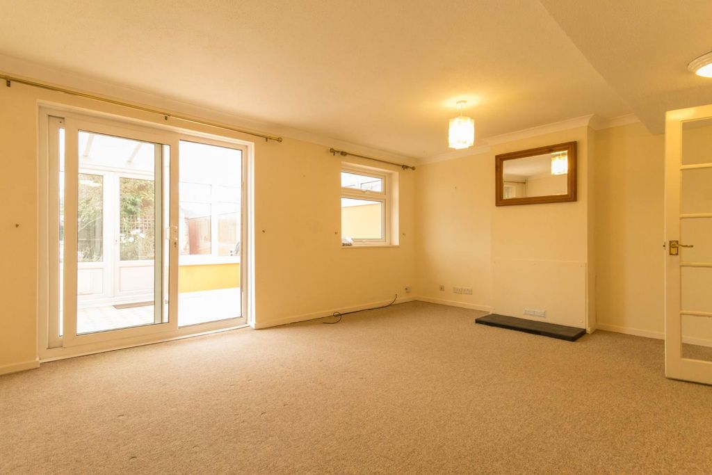 Property photo 3 of 11 Img_0605.Jpg
