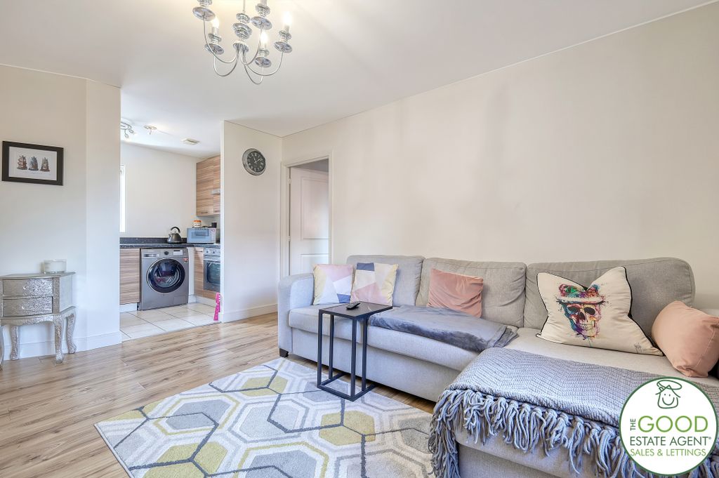 Property photo 2 of 13