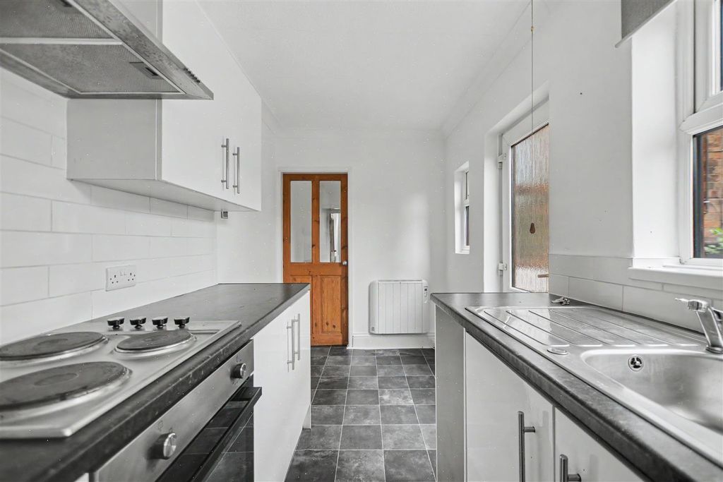 Property photo 3 of 19 Kitchen_2.Jpeg