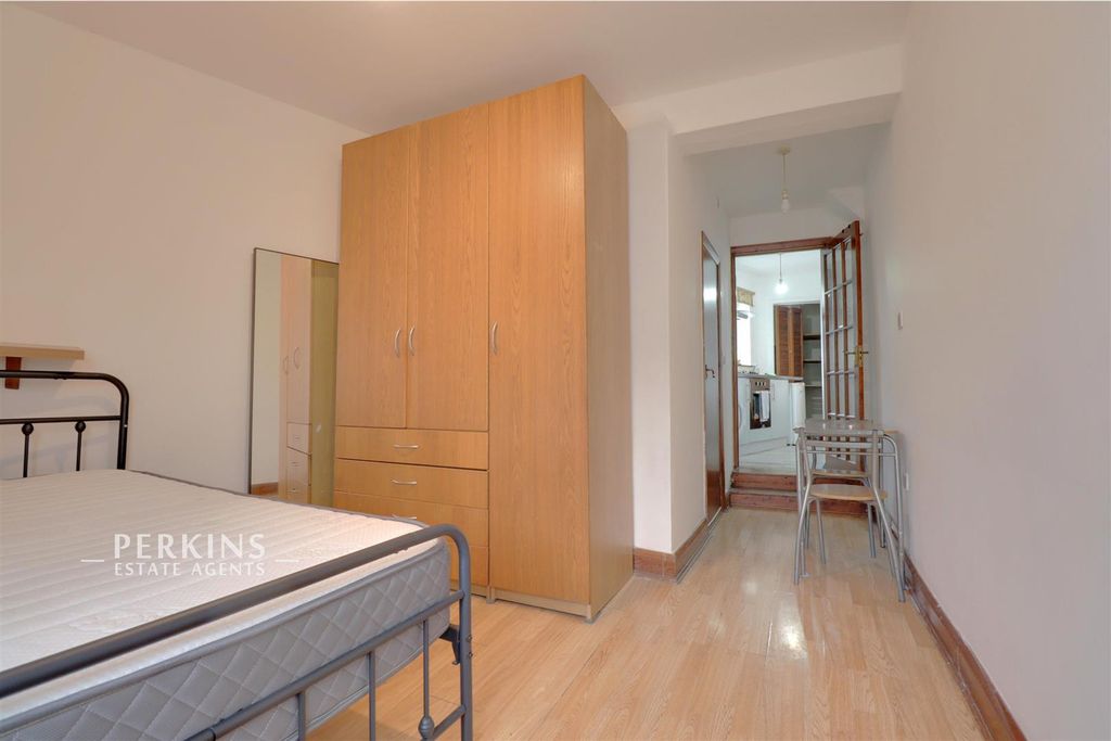 Property photo 1 of 4 Bed..Jpg