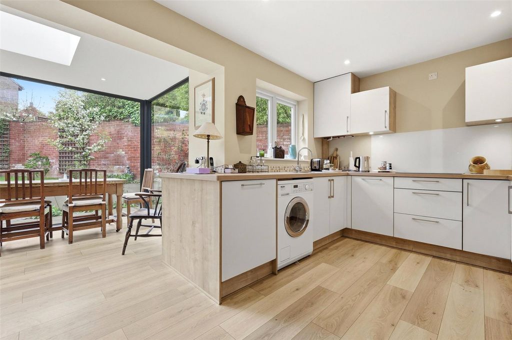 Property photo 2 of 21 Picture No. 03