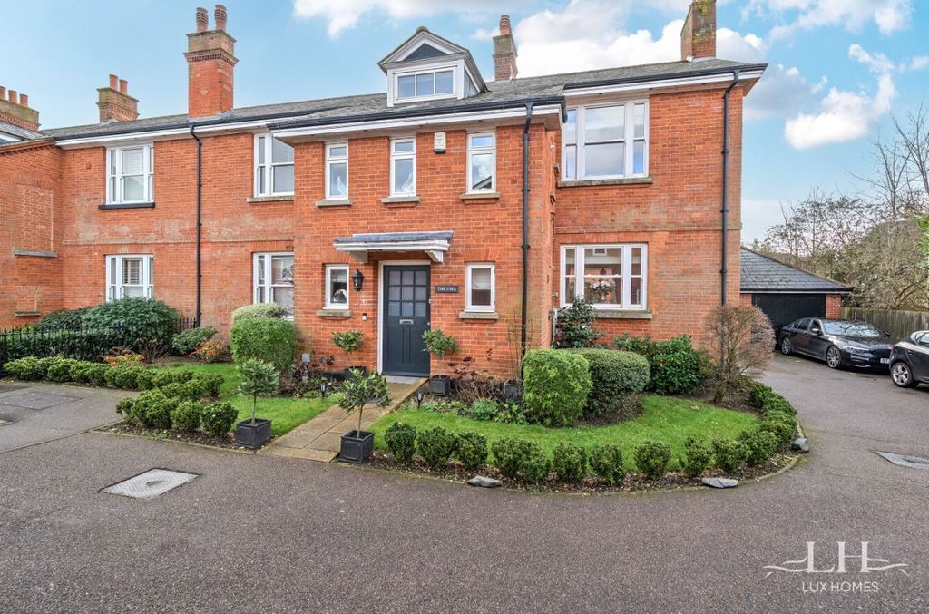 Property photo 1 of 21