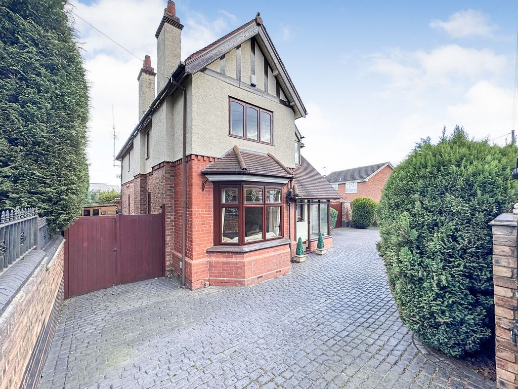 Property photo 3 of 57