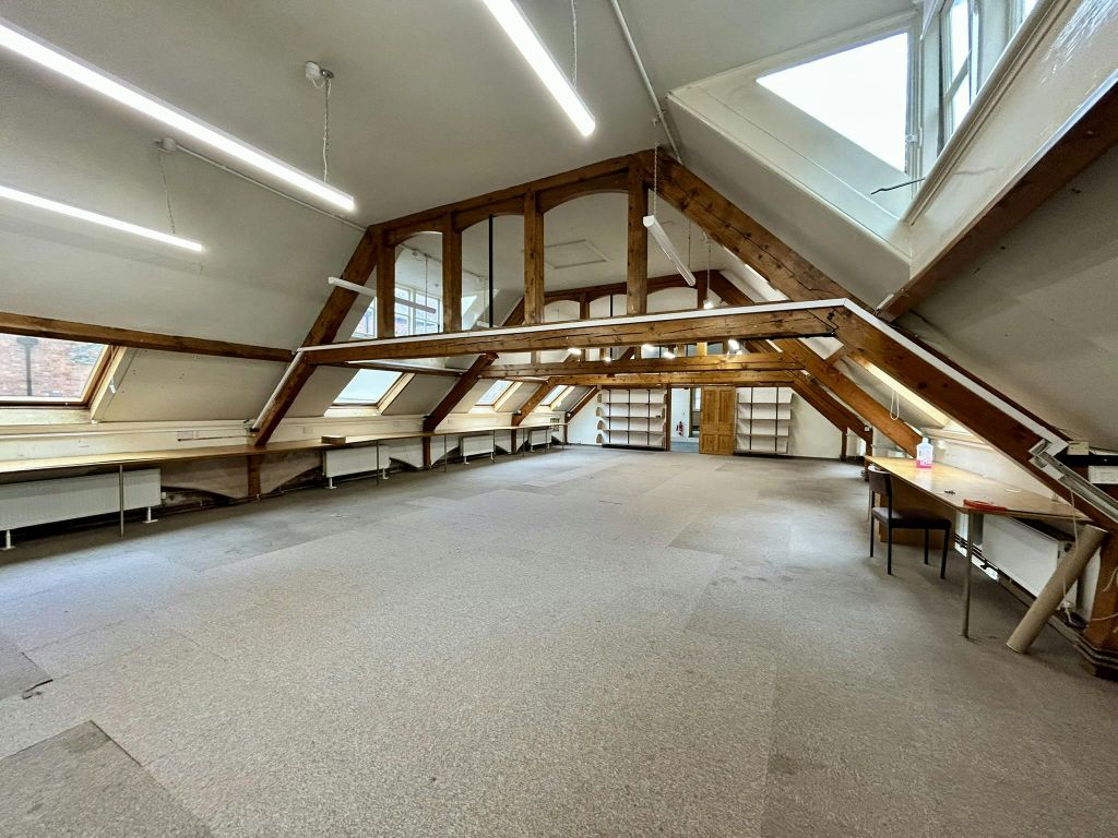 Property photo 3 of 17 Img_2260.Jpeg