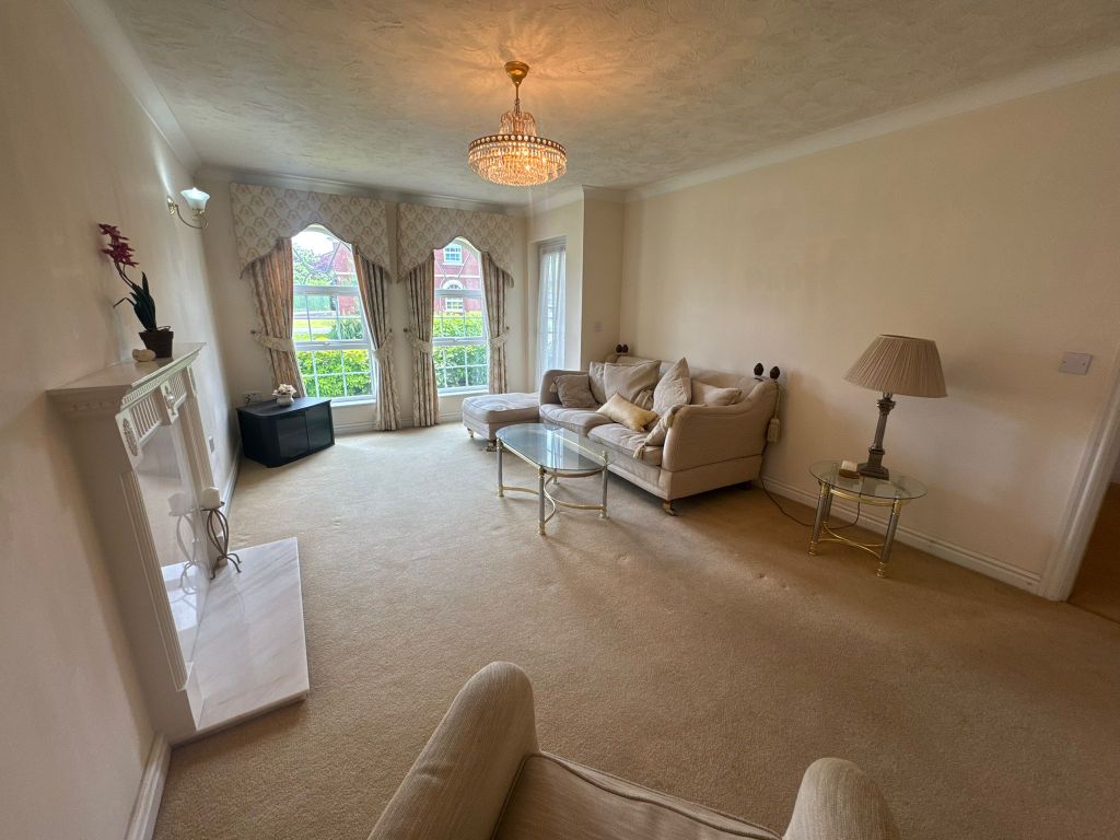 Property photo 2 of 14
