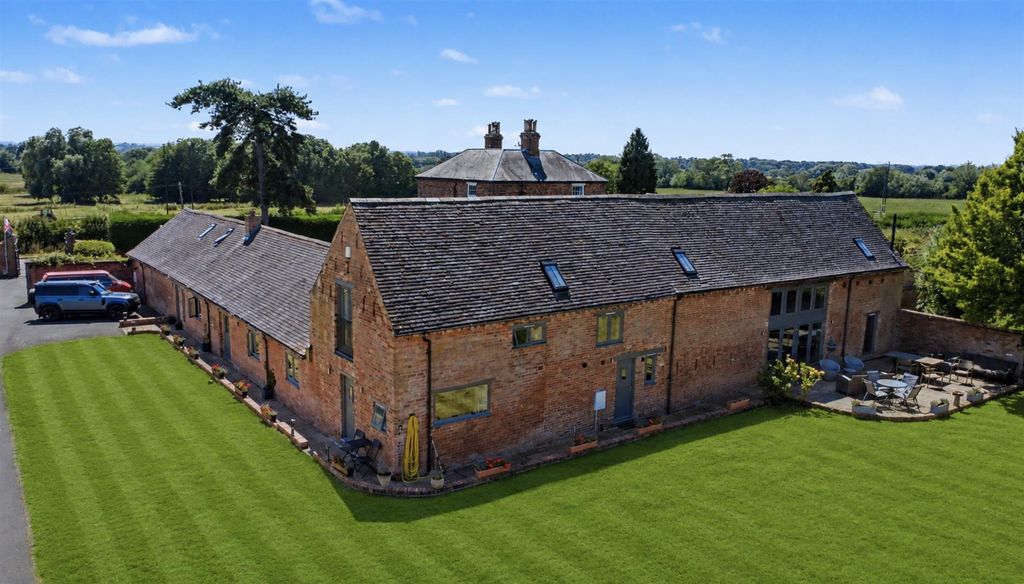 Property photo 1 of 29 Drone_5.Jpeg