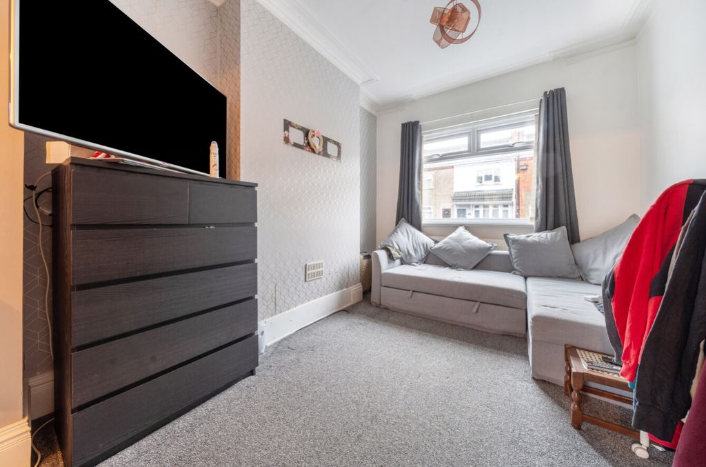Property photo 3 of 10 1242878 (2)