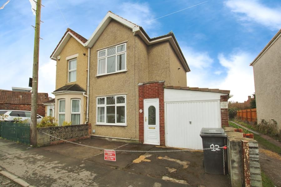 Property photo 1 of 8