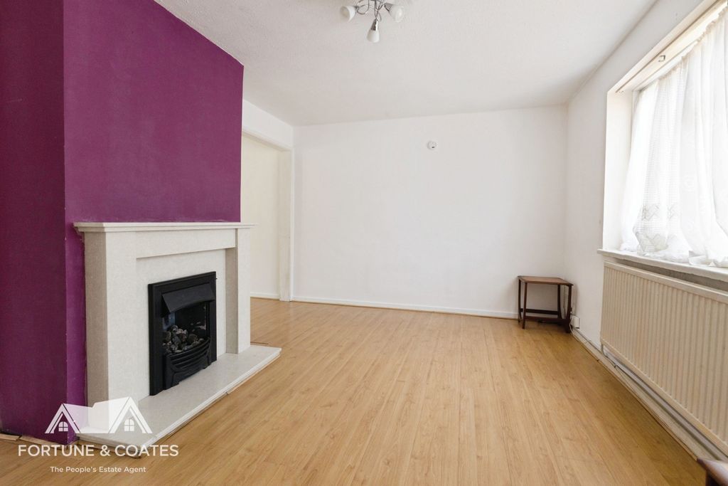 Property photo 2 of 13 Pbox-Img.Jpg