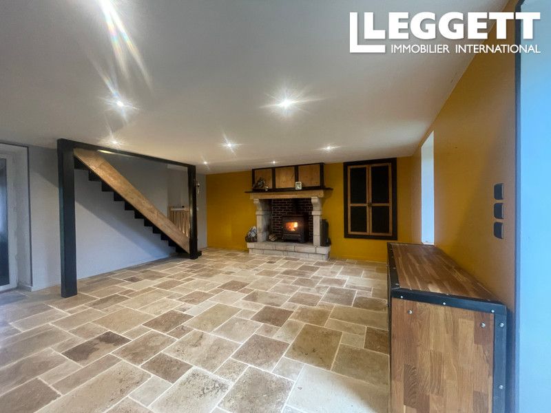 Property photo 3 of 9