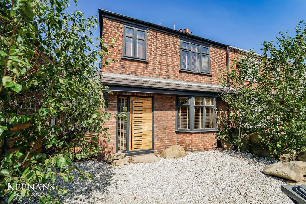 Property photo 3 of 44 3.Jpg