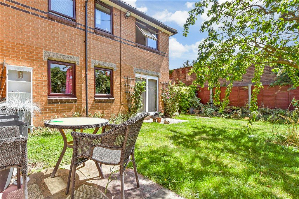 Property photo 1 of 10 Rear Garden