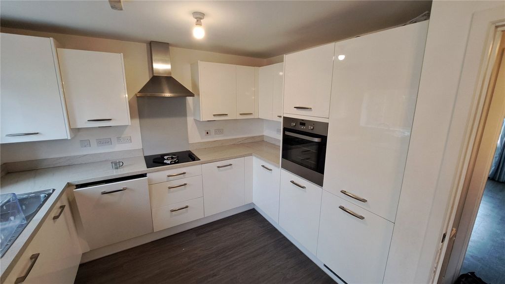 Property photo 3 of 20 Picture No. 33