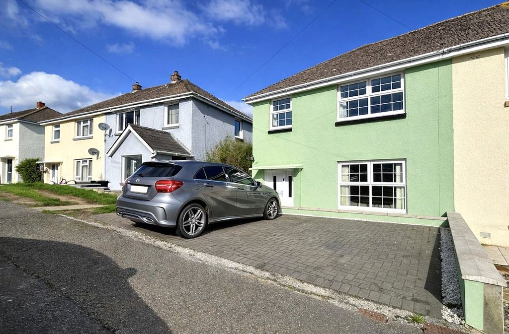 Property photo 2 of 19 Picture No. 13