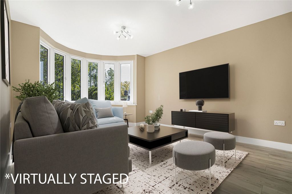 Property photo 3 of 38 Picture No. 16