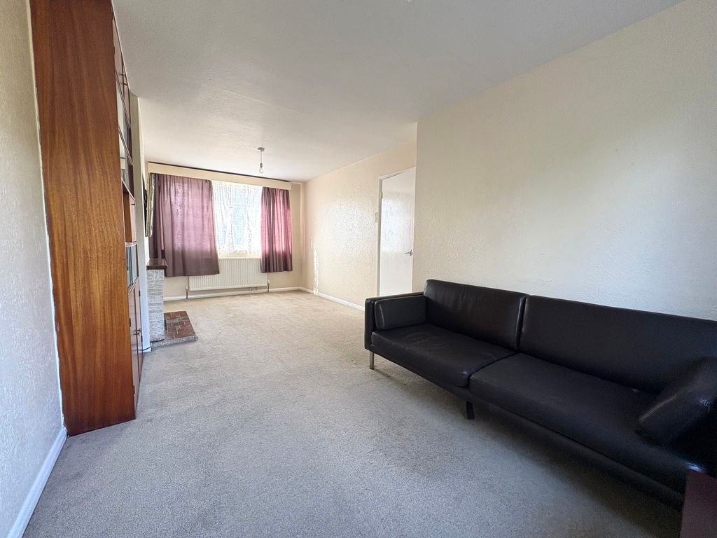 Property photo 2 of 7 Image