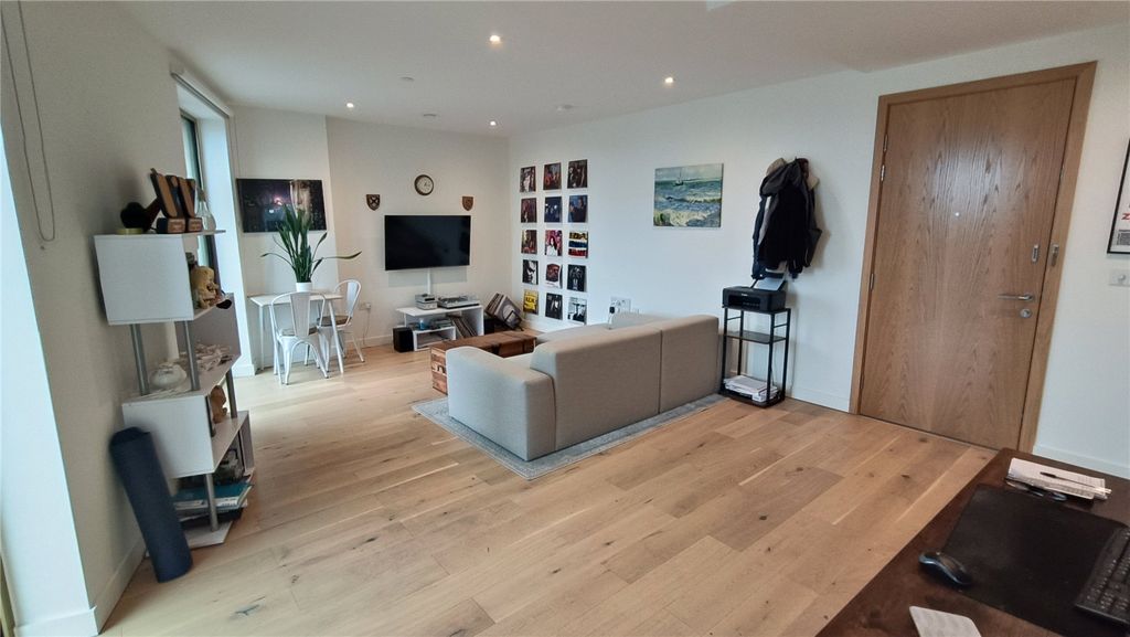 Property photo 3 of 13 Picture No. 08